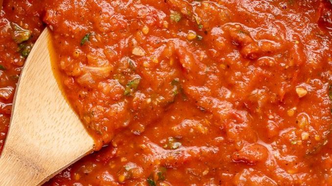 how to thicken tomato sauce with flour