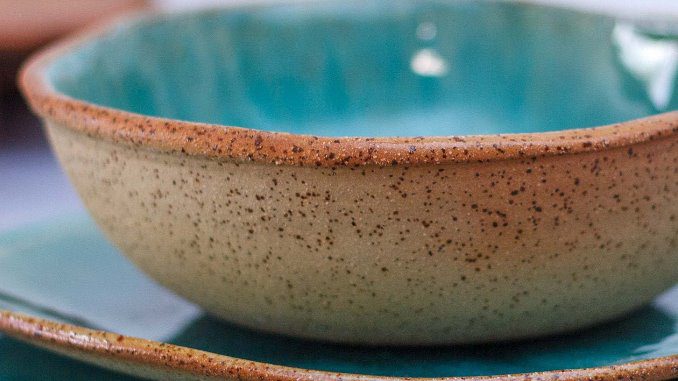 can you microwave stoneware