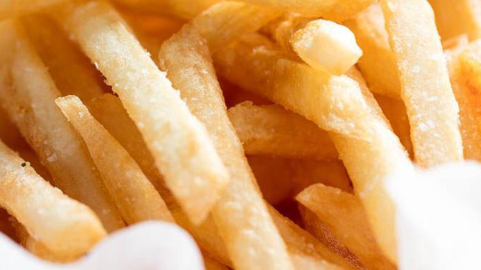 how do you make crispy french fries in an air fryer