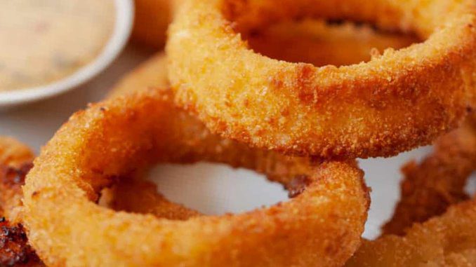 how long to cook frozen onion rings in air fryer